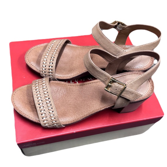 Nurture Daviee Sandals Size 8.5M Leather Block Heel – With Box - Picture 4 of 11